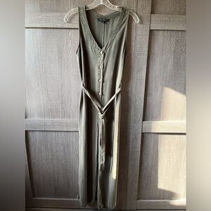 Olive Green Sleeveless Jumpsuit